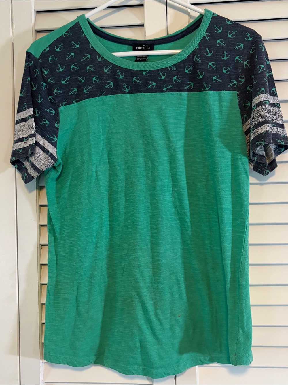 rue21 Teal Body Navy Anchor Yoke Short Sleeve Tee